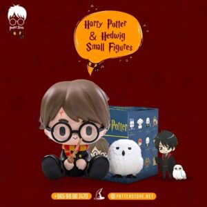 Harry Potter & Hedwig Small Figure