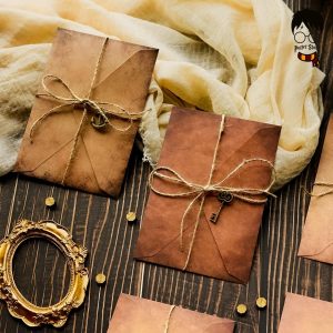 Vintage Letters 2pcs