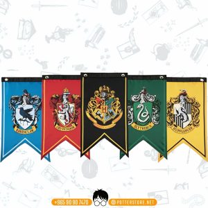 Hogwarts Crest Banner